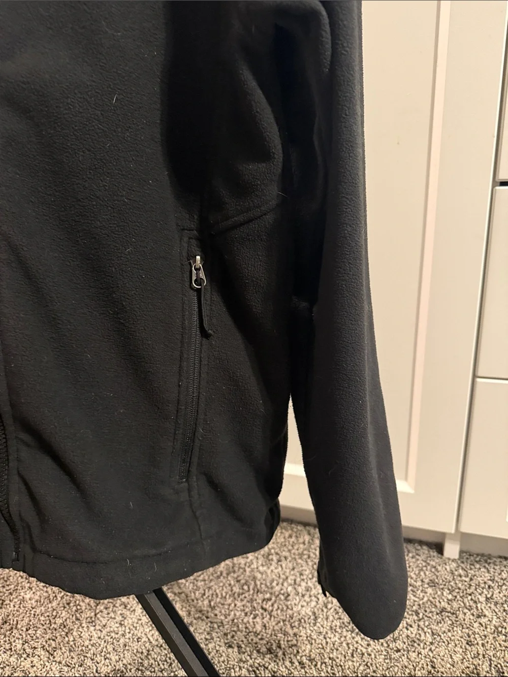 The North Face Men’s Black Full Zip Fleece Jacket Medium